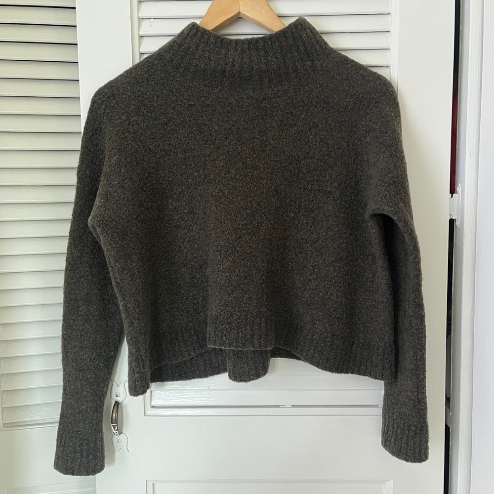 Anthropologie Lisa Todd Boxy Crop Mock Neck Wool Sweater in Green Sz S